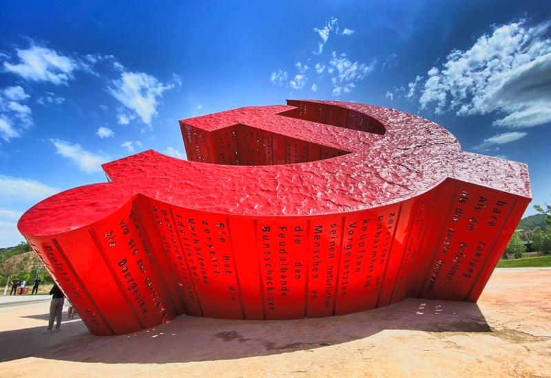 A Mirror to the Past